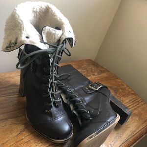 Fur lined brown heeled combat boots